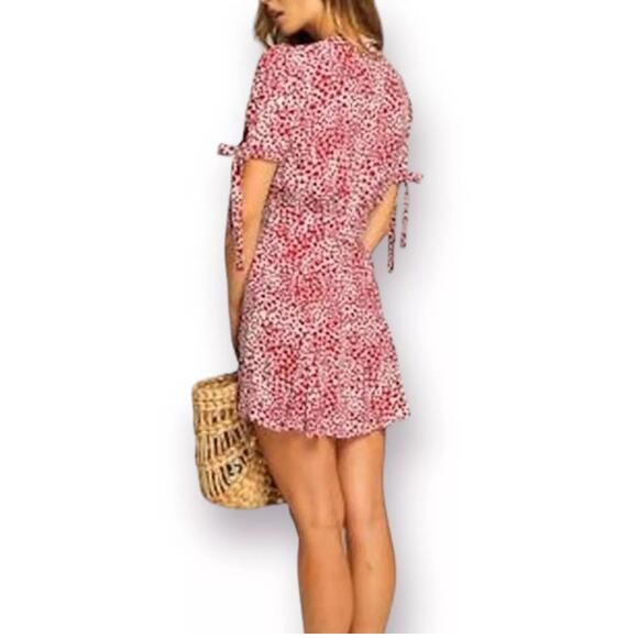 Rue Stiic Laguna Mini Dress Red White Heart Print Size M V-neck Valentines - Picture 2 of 13